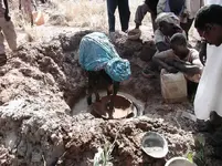 Sudan Gugob-women prospectors.webp