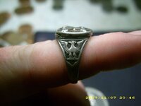 an old ring 003.jpg