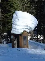 crazy_Snow_On_House.webp