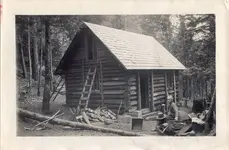 Cabin 001.webp