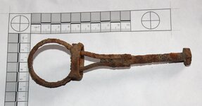 Odd clamp with scale.jpg