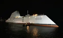 USS_Zumwalt_(DDG-1000)_at_night.webp