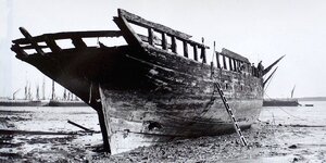 Rhoda-Mary-stern-of-wreck.jpg