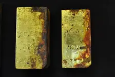 Bud Snow Stolen Gold Bars.webp