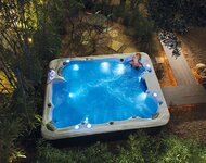 Night-time-hot-tub-with-lights-CC.jpg