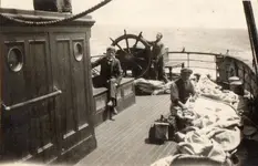 monkbarns-oct-1925-old-man-russell-and-sails.webp