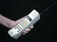 old mobile phone.webp