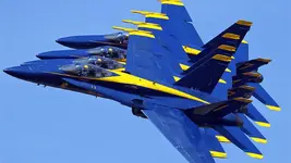 blue-angels-formation-722.webp