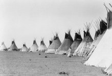 Blackfoot_tipis.jpg