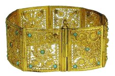 Antique-Medieval-22kt-Gold-Bangle-Cuff-Bracelet-with-Open-Fretwork-of-a-floral-leaf-design-with-.jpg