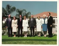 7-rnl-opening-4-presidents-with-wives_1990_web.webp