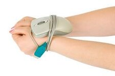 hands-bound-mouse-cable-14457275.jpg