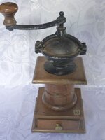 Vintage-Delbru-Coffee-Grinder.jpg