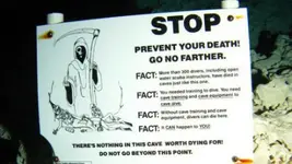 stop-prevent-your-death-said-sign-florida-underwater-cave-these-experienced-divers-ignored-it.webp