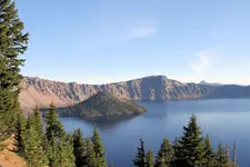 crater lake1.webp