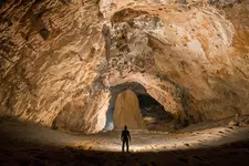 BIG chinese cave.webp