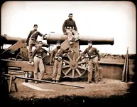 1864-32pdr-Ft-Totten-Wash-DC-gunners-3rd-Mass-Hvy-Art-LC-DIG-cwpb-00559_lrg.webp