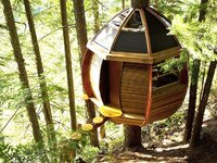 hemloft-treehouse.jpg