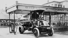 black-and-white-photo-of-shell-truck.webp