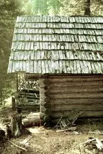 hunting lodge 1.webp