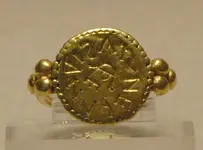 Signet_ring_Louvre_MAN87432.webp