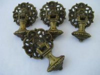 antique-ornate-teardrop-tassel-drawer-pulls-early-1900s-vintage-hardware-lot-Laurel-Leaf-Farm-it.jpg