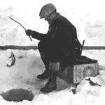 vintage-ice-fishing.webp