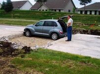 20170909_car-in-road-construction-problem.jpg