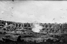 photo_shellburst_CharlestonFortSumter4_Library-of-Congress.jpg