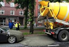 20170909_cement-delivery-truck-spill.jpg