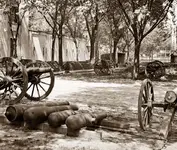 photo_Blakely-Rifled-Cannons_Charleston-Arsenal_1865_Blakely-Guns.webp