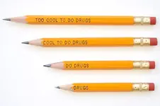 20171101_1-design-fails_anti-drugs-pencil.webp