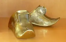 Spanish Conquistador Stirrup Brass Shoe Armor.webp