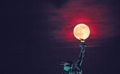 CATERS_STATUE_OF_LIBERTY_SUMMER_SOLSTICE_ON_FIRE_01-800x498.jpg