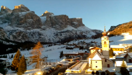 Colfosco in Alta Badia Italy.png