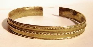 bracelet 1 sm.JPG