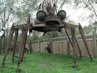 evermor-giant-spider-juicer-bug.webp