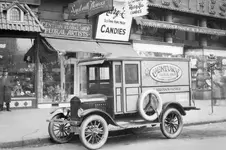 1924-ford-model-t-delivery-truck.webp