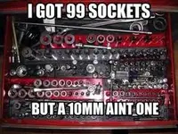 bac56be8e2f5044b8f56a4b735bfa8f5--car-humor-car-memes.webp