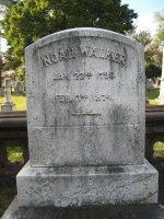 Noah Walker gravestone.jpg