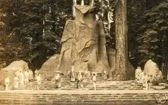 Bohemian-Grove.webp