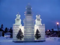 2011_Ice_Castle_13.webp