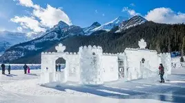 canada-lake-louise-ice-castle-banff-WORLDICE0718.webp