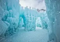 ice castle a.webp