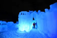 ICE-CASTLE-12262017-JL-178x-Large.webp