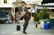 Mr-Bean-Playing-a-Broom--66347.jpg