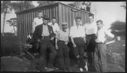 Photograph_of_Franklin_D._Roosevelt_and_Others_at_Oak_Island_in_Nova_Scotia_-_NARA_-_196803.webp