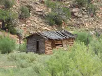 GT 17 old log home dolores river.webp