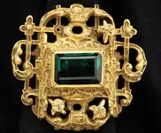 14959038Colombian-Emerald-Gold-Jewel.webp