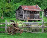 1V old shack.webp